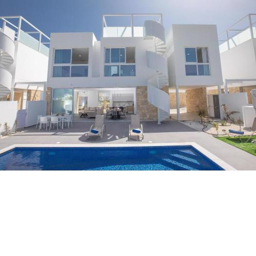 Ferienvilla Vie Bleu mit großem Pool
