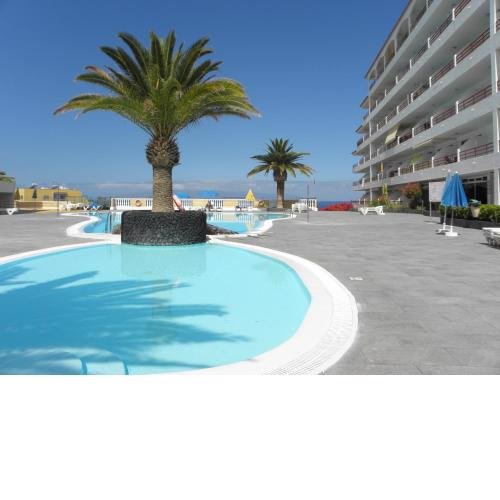 First Line Beach Apartment with Ocean View La Arena
