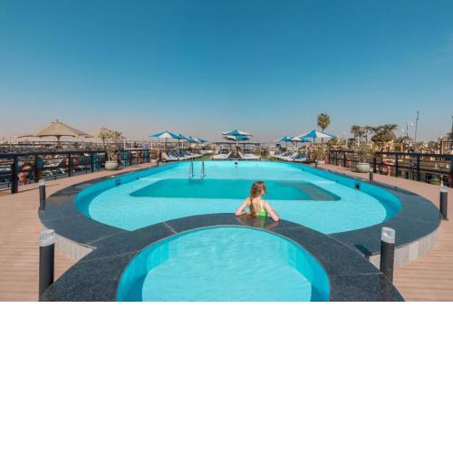 Five Stars Nile Cruise from Luxor to Aswan 4 nights included sightseeing