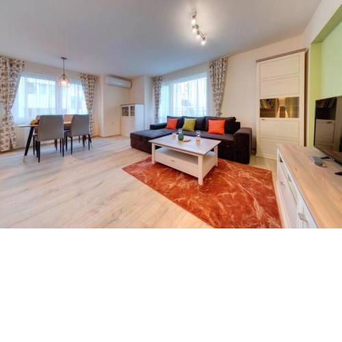 Flora - Beautiful *NEW* Apartment to the Beach