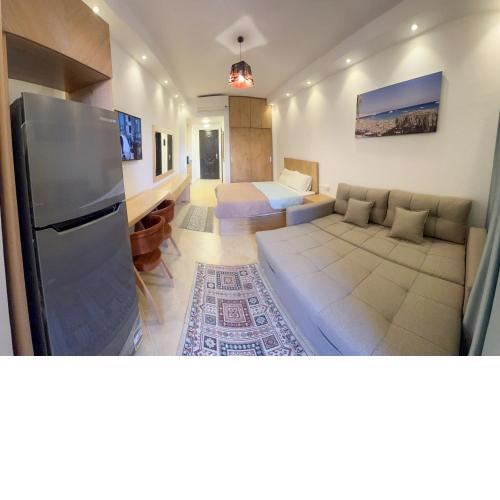 FLORENZA Home and Holiday