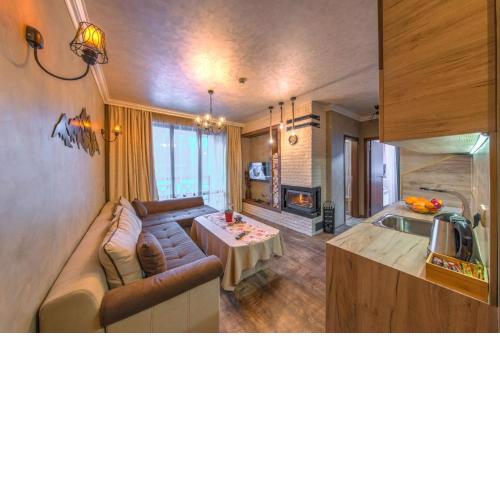 Forest Home 524