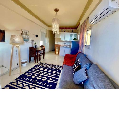 Formidable 1BR with Sea view