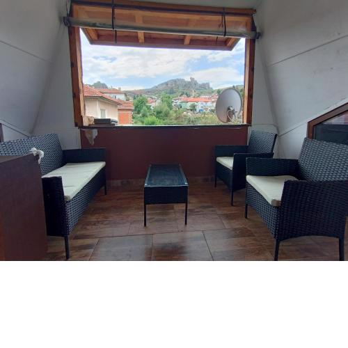 Fortress View Apartment
