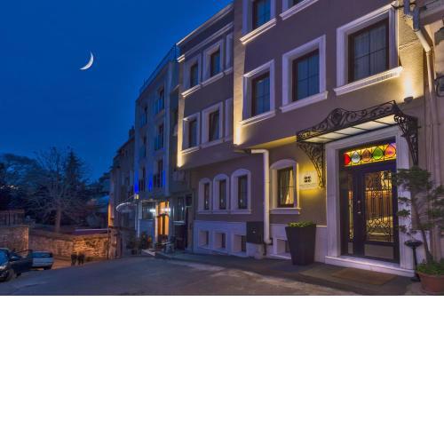 Four Doors Hotel
