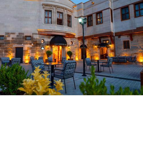 Four Mansions Hotel