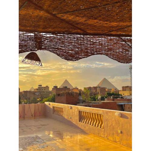 Four pyramids View Guest house