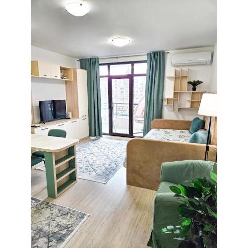 FOUR SEASONS Beach Apartment