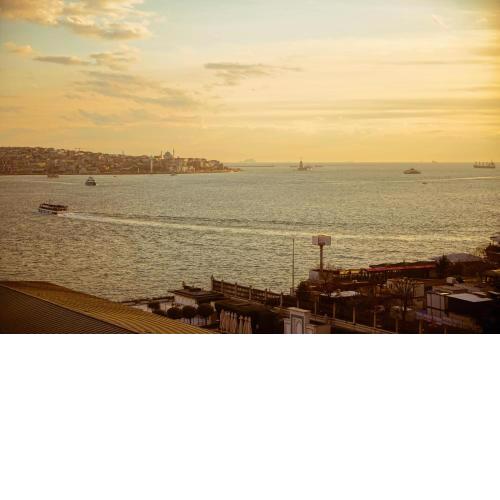 Four Views Residence Hotel