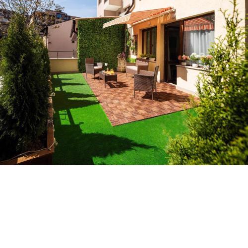 Free Parking On Premises Huge Terrace