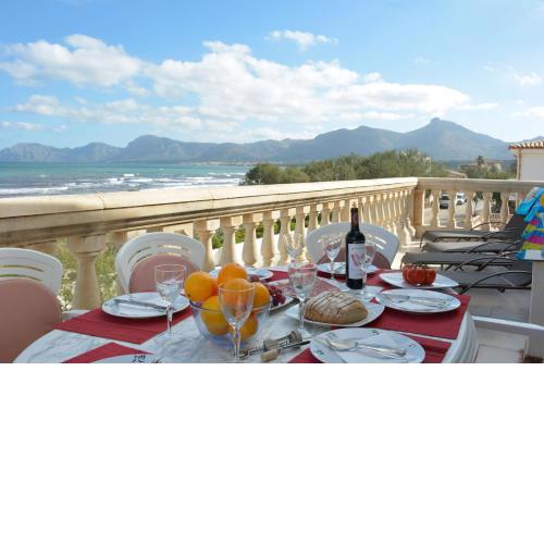 Front Line Beach Apartment in Son Serra