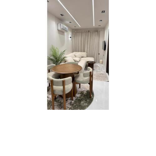 Furnished Apartment With Great Nile View In Zamalek