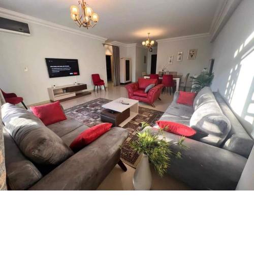 furnished Hotel apartment with Private Garden B8