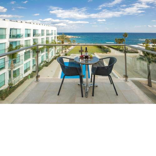 GABRIELA - Coralli Beachfront Apartment