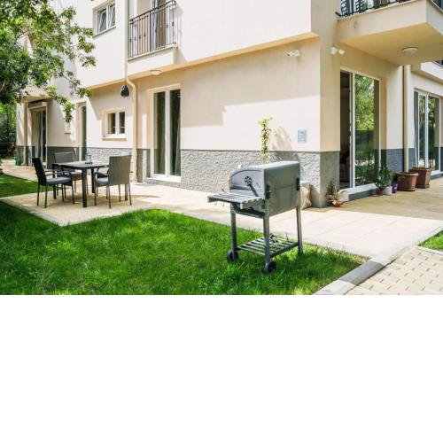 Garden Apartment Fichoza 2 - 80m from the sea
