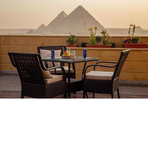 Gardenia Pyramids view inn