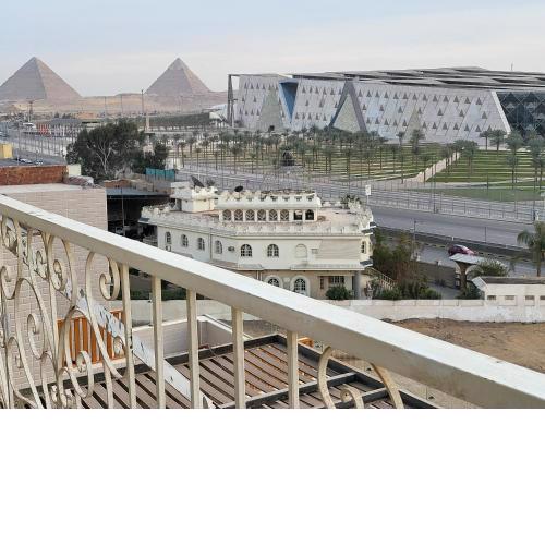 Gem & Pyramids Front