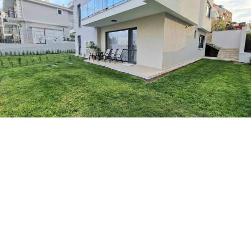 GG Garden Deluxe