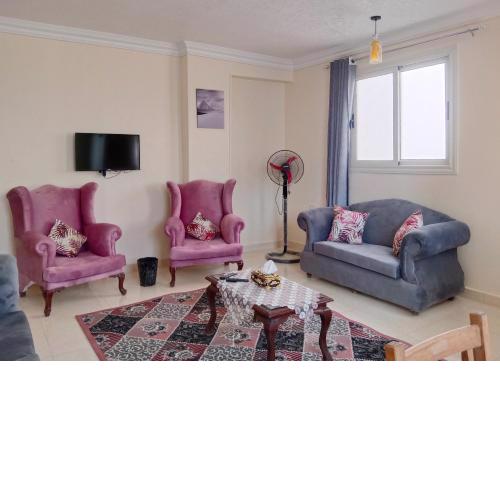 Giza Home