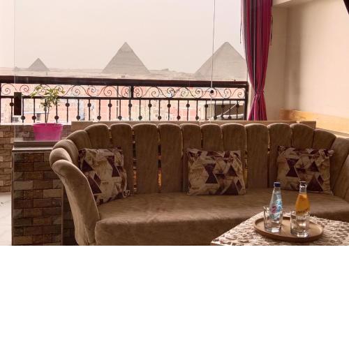 Giza Pyramids View Apartment