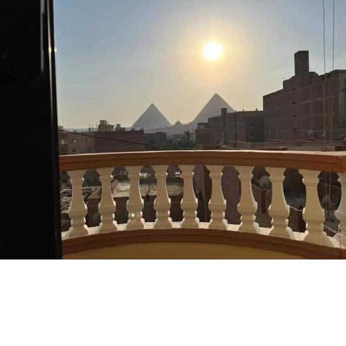 Giza pyramids view apartment