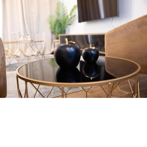 Glamorous, Renovated 3-Bedroom Apt in Nicosia