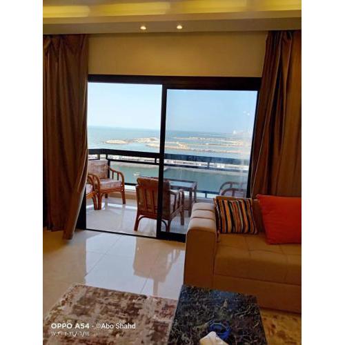 Gleem Bay Luxury Apartment
