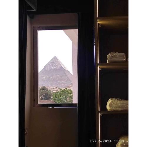 Global pyramids view