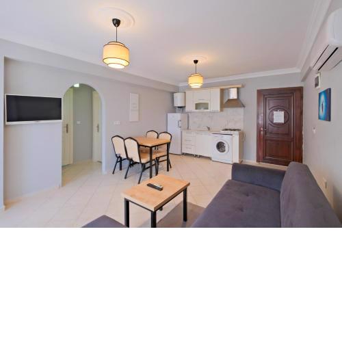 Gold Lion Hotel