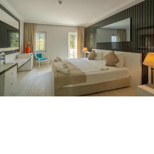 Golden Beach Resort & Spa