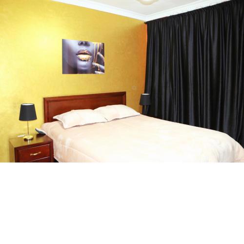 Golden Charming 3-Bed Apartment in Cairo