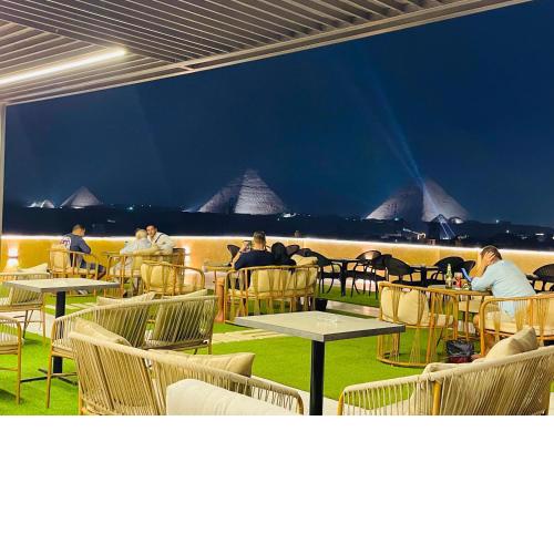 Golden mask pyramids inn