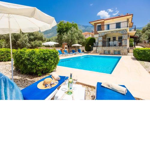 Golden Trio Villa
