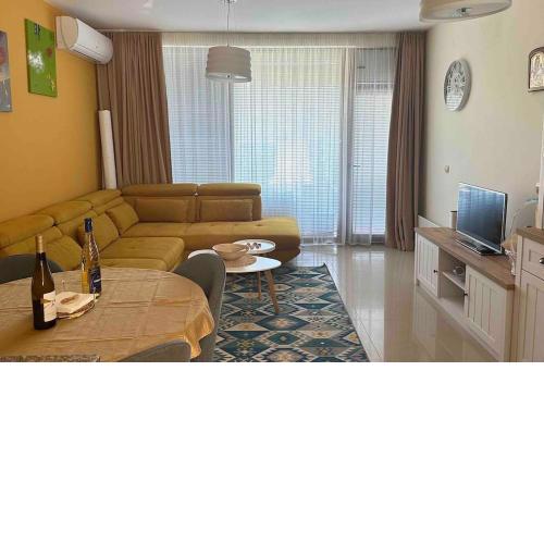 “Golf and Sun” Family Villa