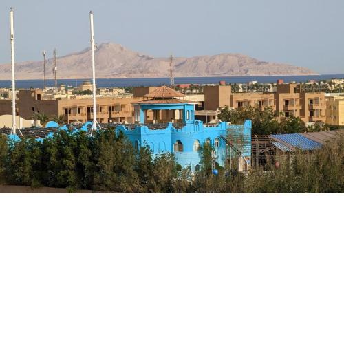 Golf Heights Sea and Mountain View Studio with Free Wi-Fi