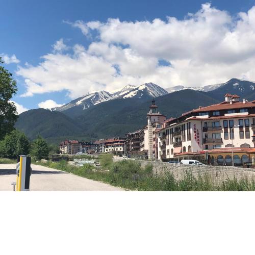 GONDOLAs LODGE