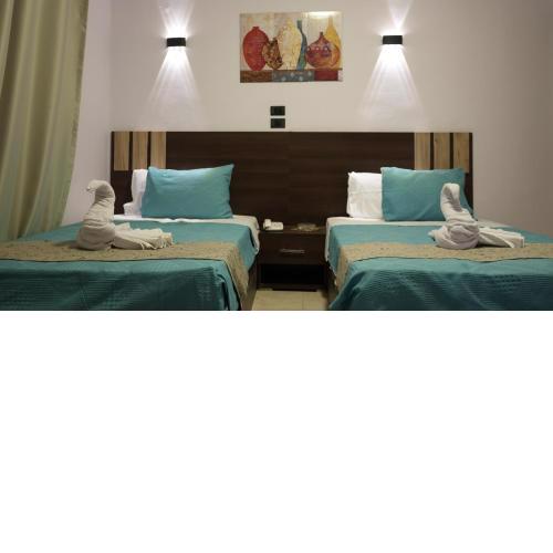 Good Season Hotel