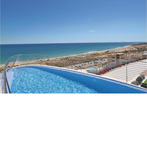 Gorgeous Apartment In Elche With Sauna