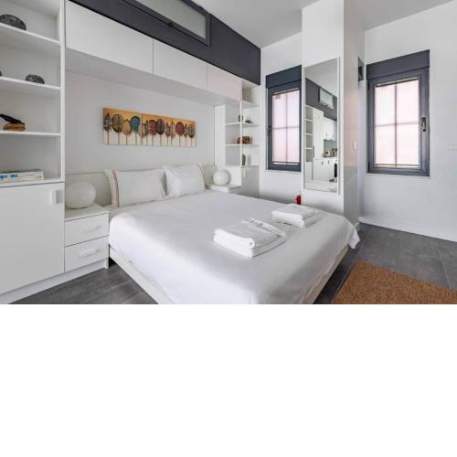 Gorgeous Studio W Stunning Views Patio! #361