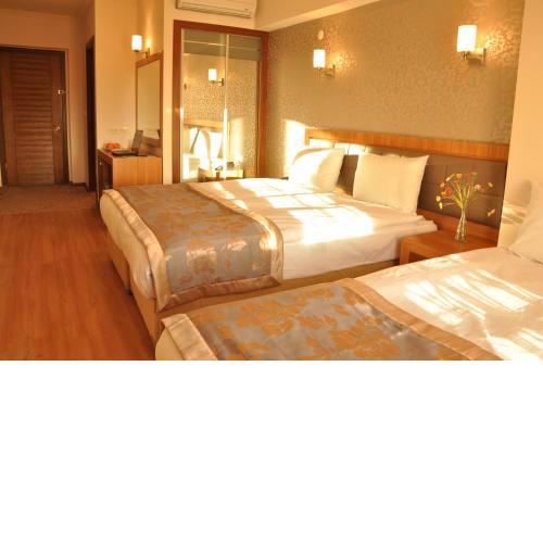 Grand Anzac Hotel