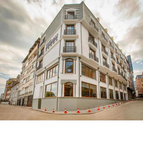 Grand Business Hotel