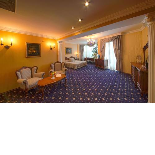 Grand Hotel London