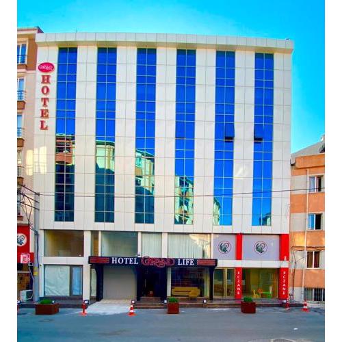 Grand Life Hotel