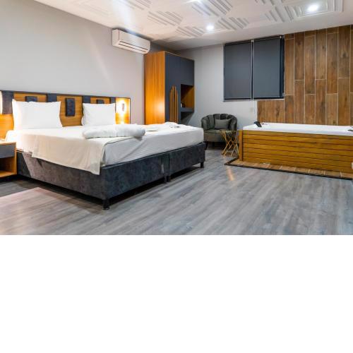 GRAND MOON HOTEL