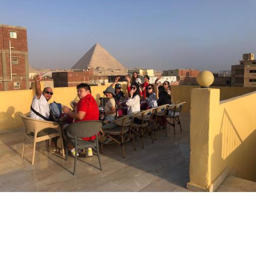 Grand Pyramid View Hotel