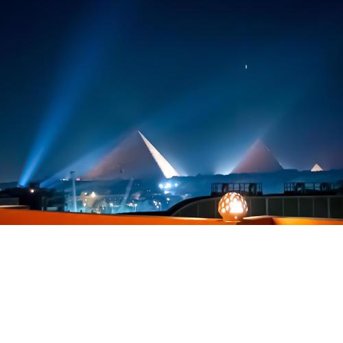 Grand Pyramids In