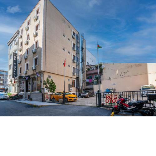 Grand Reis Hotel