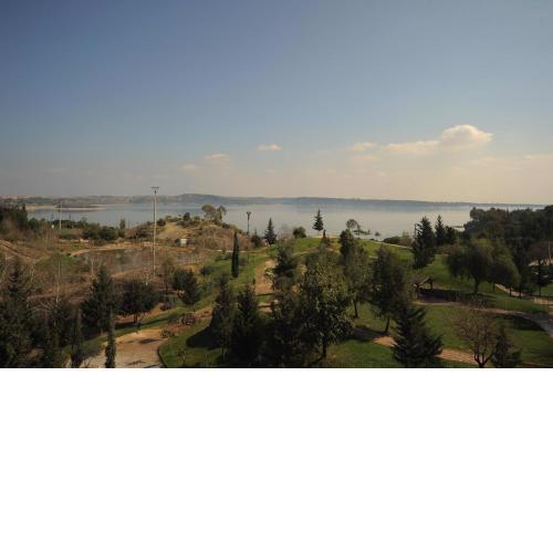 GRAND TOWERS ADANa