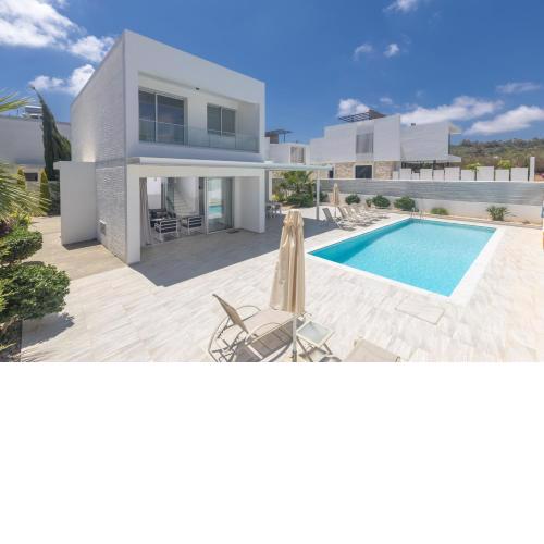 Greco Villa Ccv4, 5 Schlafzimmer Villa Mit Privatem Pool In Protaras Zentrum