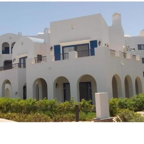 Greek Marassi